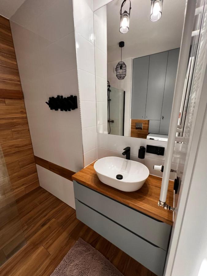 Butikowy Apartament Konin Конін Екстер'єр фото